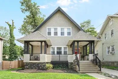 Image de Near Eagles Field, Cozy 6bed, 12 guest, Phl, Upenn, Fast Wi-Fi, King Bed, Parking