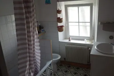 Image de 1/2 Heure De Marennes/Oleron 3 Chambres 10couchages+1 salle d'eau + 1 salon.