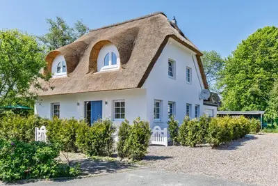Image de Die Strandrose : Neues Reetdachhaus Fussläufig zum Strand