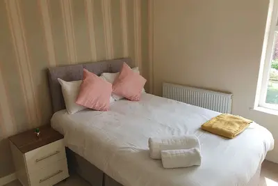 Image de Comfortable Nice House in Stoke