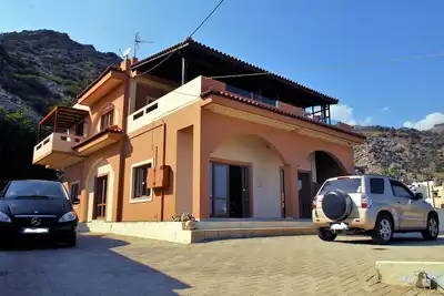 Image de First floor house next to the sea with mountain and sea view