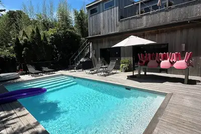 Image de Classic 1960s Pines house, heated pool, Ac