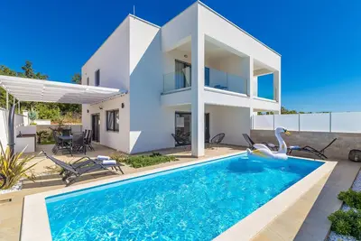 Image de Magnifique maison de 3 chambres à.