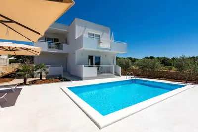 Image de Superbe maison de 4 chambres à Punat