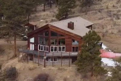 Image de Mountain Retreat 37 acres, close to Hwy 285, borders National Forest