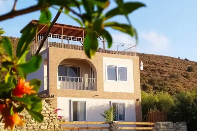 Image de MyParadise-Farm Villa with jacuzzi and sea view for families and nature lovers