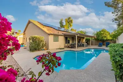 Image de Raintree Scottsdale: Upgraded 4br with Pool & Near Golf