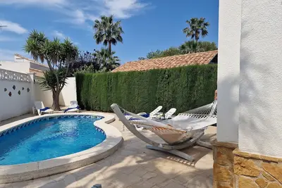 Image de \"La Siesta\"@Marisol : 330m de la plage, piscine privée, A/C, WiFi, plage pour chiens