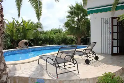 Image de \"Noella\"@Marisol : 200m de la plage, piscine privée, A/C, WiFi, plage pour chiens