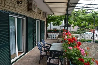 Image de Appartement de deux chambres avec la terrasse Vodice (A-4164-c)