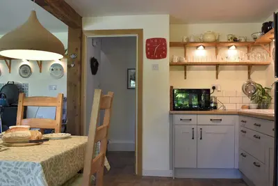 Image de Beech Tree Cottage at Blackaton Manor Farm