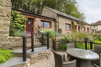 Honeysuckle Cottage, family friendly, with a garden in Barnstaple