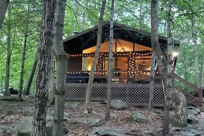 Image de Pocono Cabin in Masthope Mountain Community