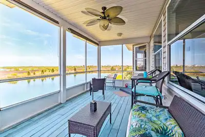 Image de 2 Mi to Ocean: Home w/ Pool in Hernando Beach!