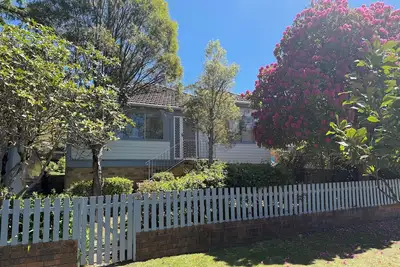 Image de Cosy cottage short stroll to Three Sisters. Close to attractions, shops, cafes.