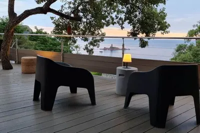 Image de Mobil-Home 4 personnes de luxe Vue mer St Raphaël 200M² de terrasse