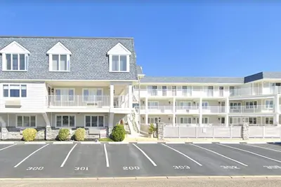 Image de Beautiful Beach Block, one bedroom condo in the highly sought after Merrimac Condominiums sleeps 4.