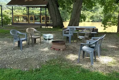 Image de Dunns Eddy Riverfront