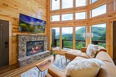Image de Stellar Views - Rustic Modern, Cozy Cabin with all the perks!