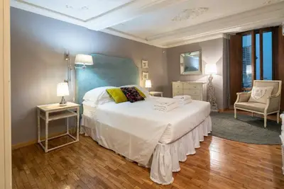 Image de Uffizi Romantic Flat by Mmega