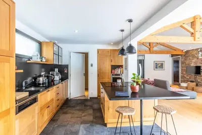 Image de Une pépite au charme fou en bordure de forêt