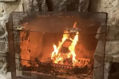 Image de Frog Hollow - Your Rustic Lakefront Oasis