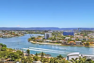 Image de Fab for families resort pools+views+walk to beach