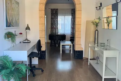 Image de Independent house near to the beach and the airport