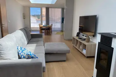 Image de Moradia em Aldeia do Oeste