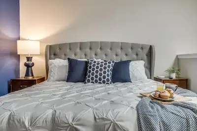 Image de Ultra Fast WiFi✶Security System✶King Bed✶4k TVs #88