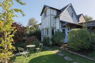 Image de L'Atelier de La Maison Saint Léonard | joli jardin partagé centre honfleur