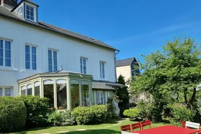 Image de La Maison Saint Léonard 4★ | Joli Jardin partagé | Centre Honfleur | 8 pers