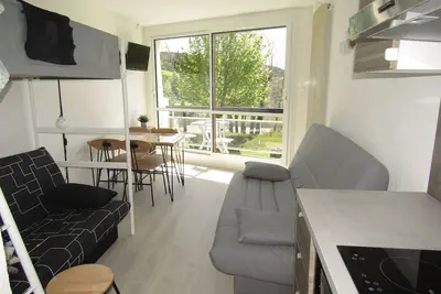 Image de Studio Refait A Neuf Avec Balcon