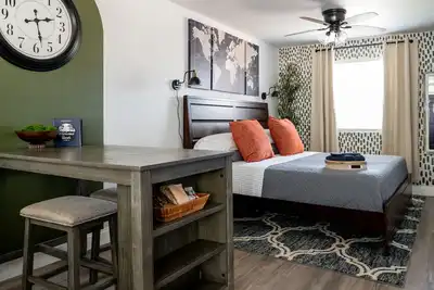 Image de Step Free Entrance- Wolfe Cottage at Wrenwood Ranch