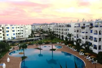 Image de Superbe appartement pieds dans l'eau à Sania Plage 5031