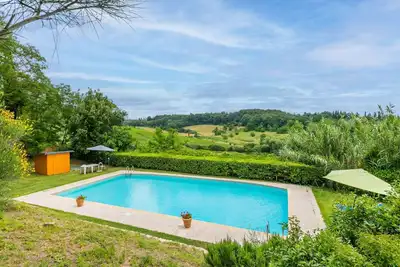 Image de Joli appartement dans une maison de vacances pour 6 personnes avec piscine, Tv, patio et parking