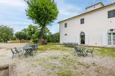 Image de Bel appartement dans une maison de vacances pour 8 personnes avec piscine, Tv, patio et parking