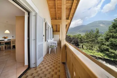 Image de Appartement \"Weinsepphof 4\" avec vue sur les montagnes, piscine, Wi-Fi, jardin et balcon