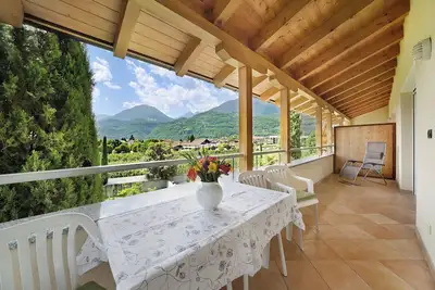 Image de Appartement \"Weinsepphof 5\" avec vue sur les montagnes, piscine, Wi-Fi, jardin et balcon