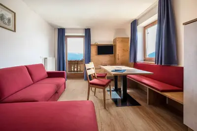 Image de Appartement \"Résidence Condor Rosengarten\" avec vue sur les montagnes, sauna, Wi-Fi et jardin