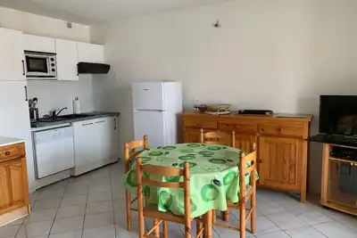 Image de Charmant T2 à 2 pas de la plage avec terrasses, parking et local vélo – 5 pers, ménage inclus