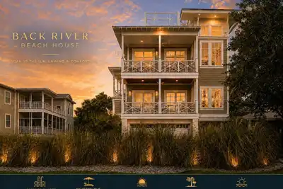 Image de Gorgeous Tybee Home with Elevator, Walk to Beach!
