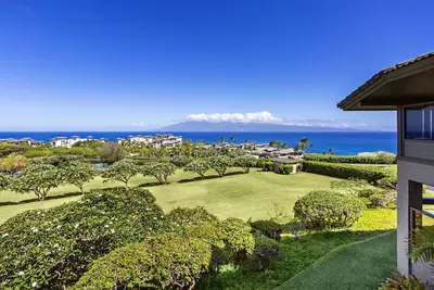 Image de Prestigious villa with stunning corner views