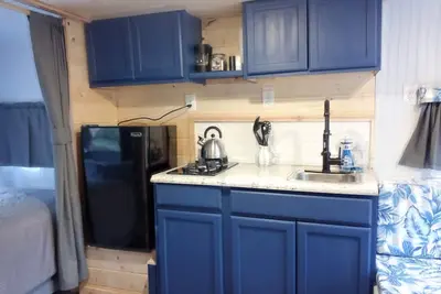 Image de Secluded Camper on 5 private acres w/ hot shower