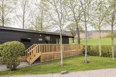 Squirrels Leap, pet friendly, character holiday cottage in Keswick