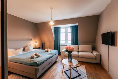 Image de Rooftop Studio mit Wohnküche und Terrasse - Luga Homes - Stadthaus