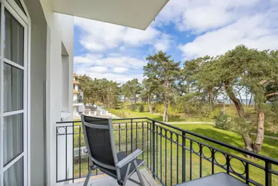 Image de Balticperle/lux. apartment dir. by the sea/direct sea view/elektr. Kamin/Sauna/Pool/Tg