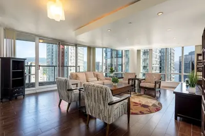 Pelican's Peak Sub-Penthouse