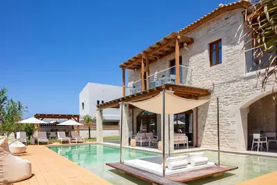 Image de Thetida Villa, a Sublime Beachfront Retreat - Walking distance to the beach