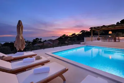 Image de Villa Adria Gloss - villa de luxe avec vue imprenable sur la mer